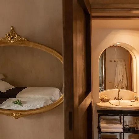 El Palauet De - Adults Only Guest house